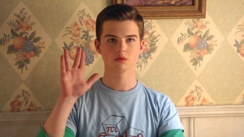 Young Sheldon doing Vulcan salute